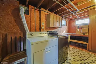 50 Knolls Rd, Bloomingdale, NJ 07403 - Photo 21