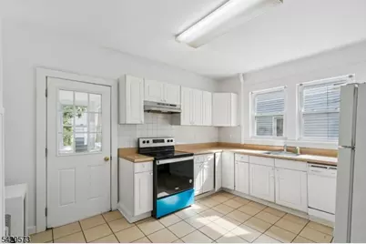 54 Ashwood Ave, Summit, NJ 07901 - Photo 9