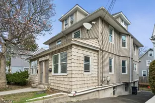 54 Ashwood Ave, Summit, NJ 07901 - Photo 3