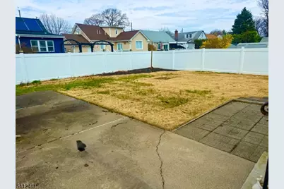 62 Runyon Rd, Clifton, NJ 07013 - Photo 3