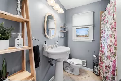 556 Valley Rd, Clark Township, NJ 07066 - Photo 15