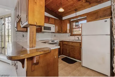 6 Partridge Trl, Kinnelon, NJ 07405 - Photo 13