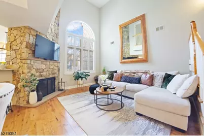 78 Kent Dr, Roseland, NJ 07068 - Photo 3