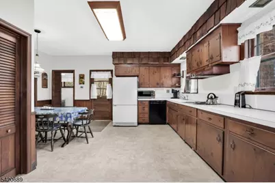 15 Deerhaven Ln, Jefferson Township, NJ 07435 - Photo 17