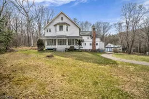 15 Deerhaven Ln, Jefferson Township, NJ 07435 - Photo 3