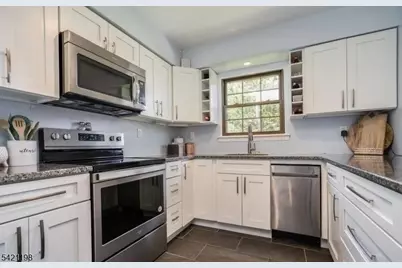 3016 Cromwell Ct, Hillsborough Township, NJ 08844 - Photo 5