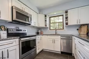 3016 Cromwell Ct, Hillsborough Township, NJ 08844 - Photo 5