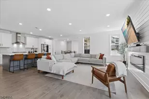 61 Village Dr, Montgomery Township, NJ 08558 - Photo 9