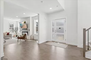 61 Village Dr, Montgomery Township, NJ 08558 - Photo 5