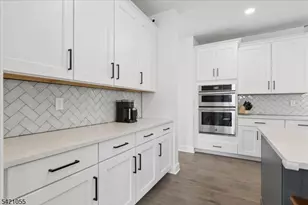 61 Village Dr, Montgomery Township, NJ 08558 - Photo 13