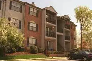 17 Fisher Dr, Franklin Township, NJ 08823 - Photo 1