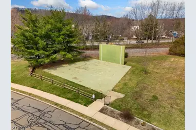 80 Garden Ct, Roxbury Township, NJ 07876 - Photo 31