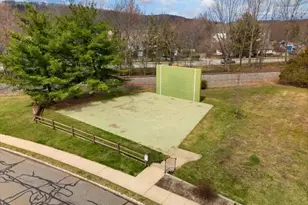 80 Garden Ct, Roxbury Township, NJ 07876 - Photo 31