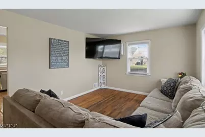 144 N Michigan Ave, Kenilworth, NJ 07033 - Photo 5