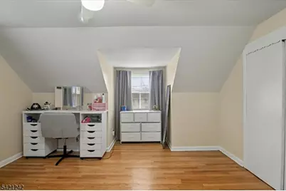 144 N Michigan Ave, Kenilworth, NJ 07033 - Photo 17