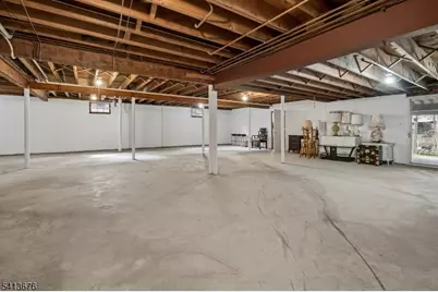 131 Lawrence Dr, Millburn, NJ 07078 - Photo 35