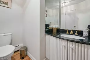 131 Lawrence Dr, Millburn, NJ 07078 - Photo 15