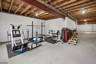 131 Lawrence Dr, Millburn, NJ 07078 - Photo 33