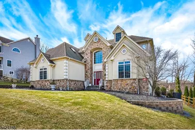 6 Hunter Dr, Mount Olive, NJ 07828 - Photo 3