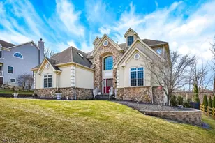 6 Hunter Dr, Mount Olive, NJ 07828 - Photo 3