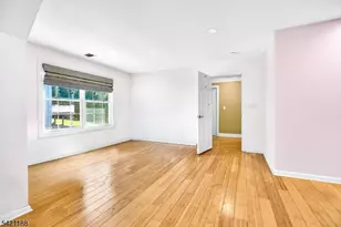 6 Hunter Dr, Mount Olive, NJ 07828 - Photo 33