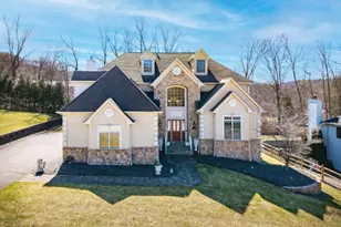 6 Hunter Dr, Mount Olive, NJ 07828 - Photo 1