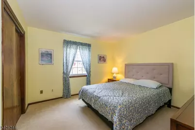 5 Brook Ct, Parsippany, NJ 07054 - Photo 29