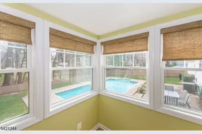 5 Brook Ct, Parsippany, NJ 07054 - Photo 13