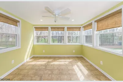 5 Brook Ct, Parsippany, NJ 07054 - Photo 11