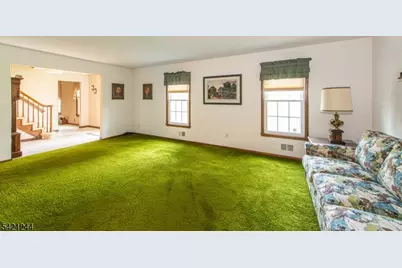 5 Brook Ct, Parsippany, NJ 07054 - Photo 5