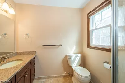 5 Brook Ct, Parsippany, NJ 07054 - Photo 27