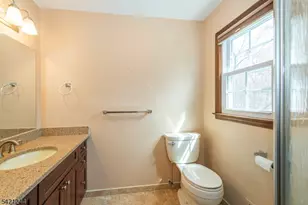 5 Brook Ct, Parsippany, NJ 07054 - Photo 27