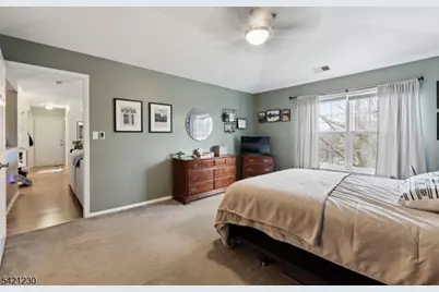 1634 Waterford Dr #1634, Edison, NJ 08817 - Photo 7