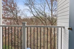 1634 Waterford Dr, Edison, NJ 08817 - Photo 17