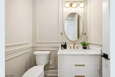 20 Hampton Ter, Livingston, NJ 07039 - Photo 15