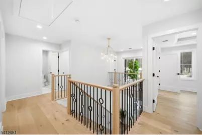 20 Hampton Ter, Livingston, NJ 07039 - Photo 19