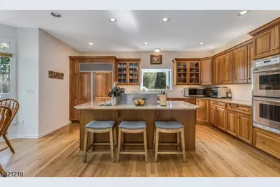 93A Bissell Rd, Tewksbury Township, NJ 08833 - Photo 15