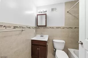 4 C Lily Court, Roselle, NJ 07203 - Photo 9