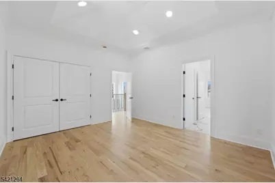 13 Harding Pl, Livingston, NJ 07039 - Photo 29