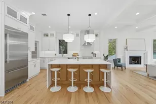 13 Harding Pl, Livingston, NJ 07039 - Photo 11