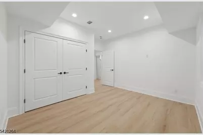 13 Harding Pl, Livingston, NJ 07039 - Photo 45