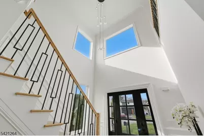 13 Harding Pl, Livingston, NJ 07039 - Photo 5