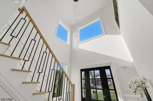 13 Harding Pl, Livingston, NJ 07039 - Photo 5