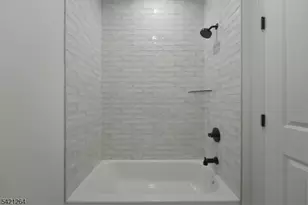 13 Harding Pl, Livingston, NJ 07039 - Photo 27