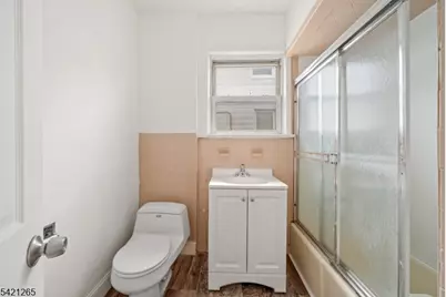 116 Berkeley Ave, Bloomfield, NJ 07003 - Photo 11