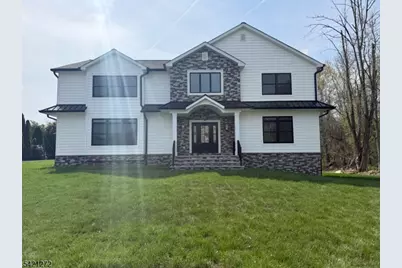 19 West Dr, Fairfield, NJ 07004 - Photo 1