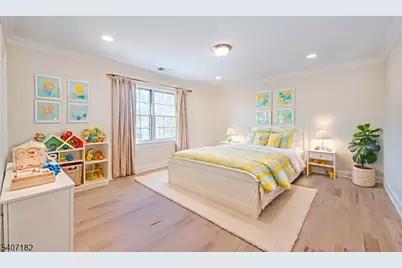 19 West Dr, Fairfield, NJ 07004 - Photo 33