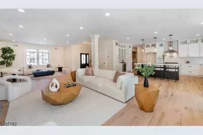 19 West Dr, Fairfield, NJ 07004 - Photo 15