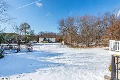 19 West Dr, Fairfield, NJ 07004 - Photo 37