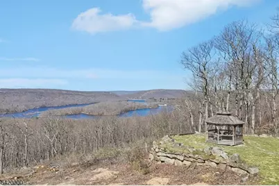 29 Hilltop Rd, Kinnelon, NJ 07405 - Photo 47